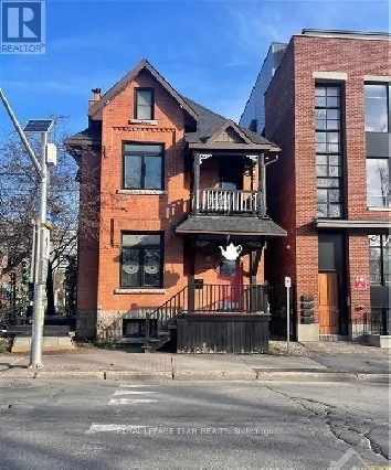 Fully Updated Duplex – Live or Invest in Ottawa ! Image# 1