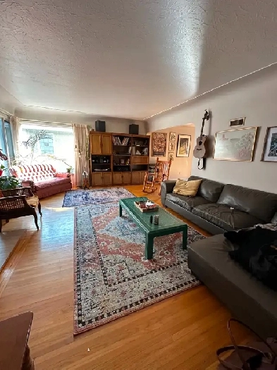 Room for Rent in Windsor Park (University Area) Community House Image# 1