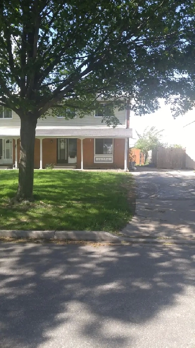 East end 3 BDRM, 2 Bath House w/Basement Image# 1