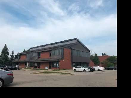 Great office space from $400 to $5000 beside future LRT stop Image# 1