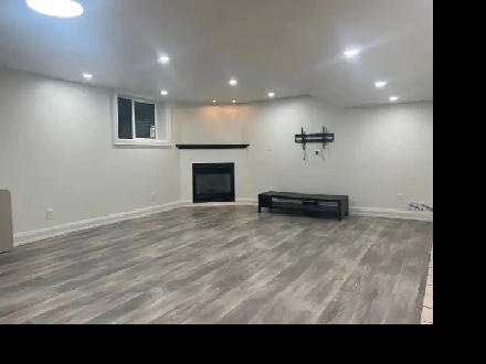 Renovated 2 Bedroom Basement Apartment - Mccowan Lawrence Image# 1