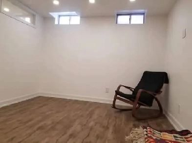 One bedroom basement apartment Image# 10