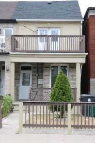 FOR RENT: 3  Bedroom Upper Unit with Attic – Jane & St. Clair W. Image# 3