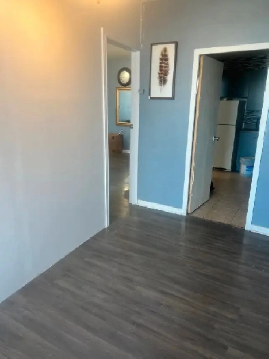 Room for Rent - 47 Thorncliffe Park Drive , Toronto Image# 9