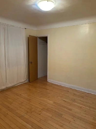 ALL INCLUSIVE ROOM FOR RENT NEAR MOHAWK COLLEGE Image# 1
