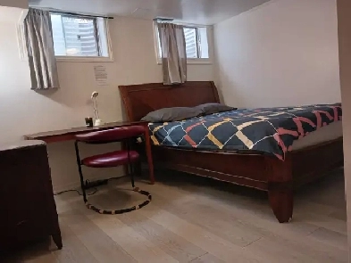 A brand new private daily room with a queen-size bed Image# 4