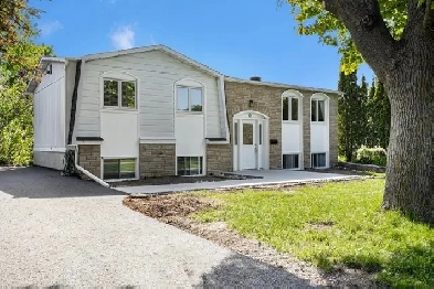 NEW PRICE! LOADED WITH UPDATES! Beautiful 3 Bed, 1 Bath in Perth Image# 5