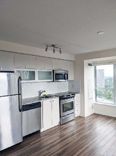 Great Condo for lease for singles or couple Image# 1