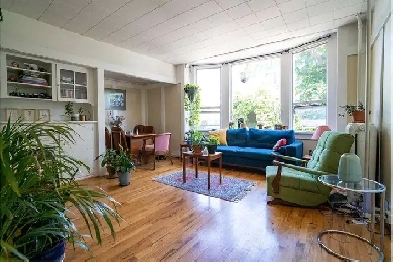 October Mansion - 1 Bedroom available at 1030 Cook Street, Victo Image# 1