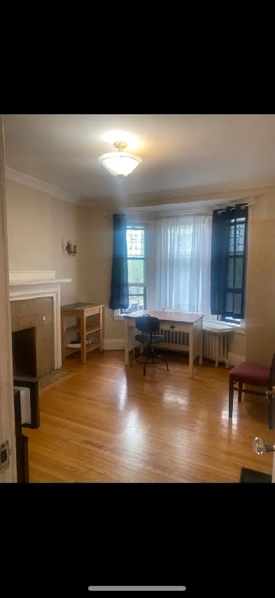 High Park Blvd-Roncesvalles Large Private Front Room Image# 1