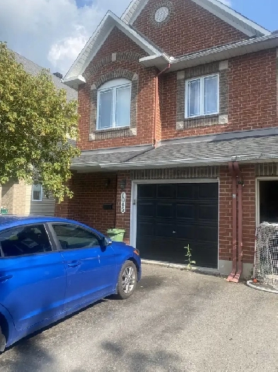 Orleans- Beautiful 3 Bedroom Town home for Rent- October 1st Image# 2