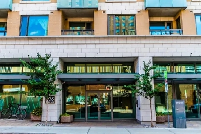 Downtown Ottawa one bedroom apartment on the 10th floor Image# 2