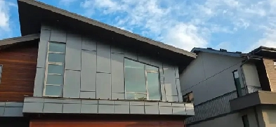 1 Bedroom Loft Style Suite 2 blocks to U of A Image# 5