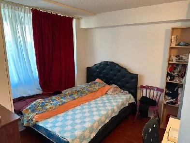 Chinatown center: R room to rent Image# 5