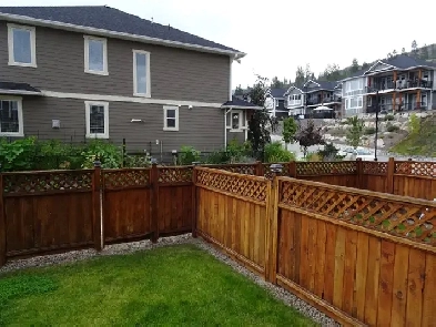 NEW LISTING! 3 2.5 TOWNHOUSE PENTICTON Image# 8