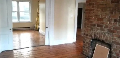 2 Bedroom Apartment Downtown, Text to View, No Pets Image# 3