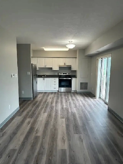 1 bedroom available in 2 bedroom apartment Image# 1