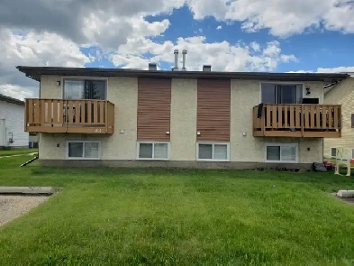 3bdrm 1 bath 4 plex Clearview Image# 1