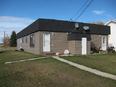 1 Bedroom 4 Plex in Grimshaw Image# 1
