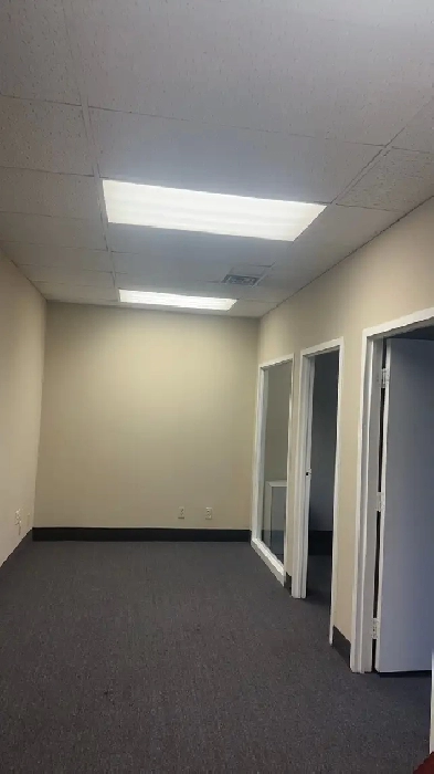 office room for rent to eyelash extension tech or massage therap Image# 3