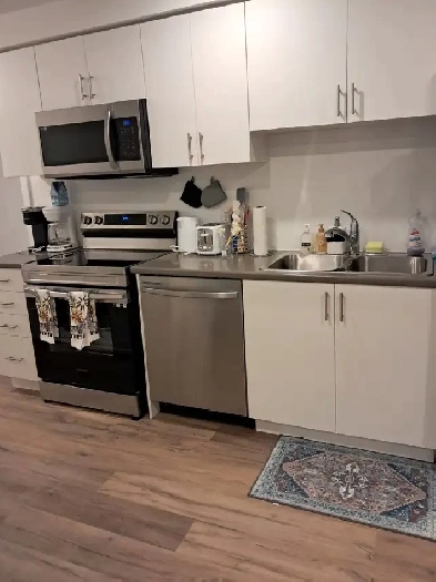 2 bedroom townhouse Niagara Falls. Image# 1