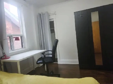 Room for rent starting September 1 - Female only Image# 1
