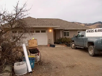 RANCHER   FULL BASEMENT  walk out Image# 2
