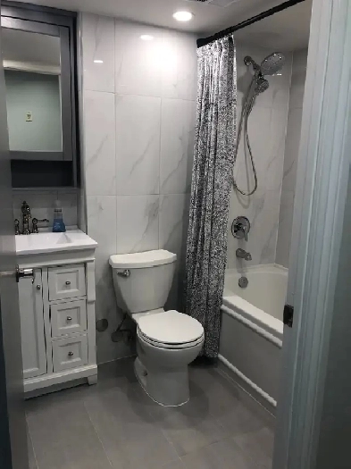 1 Bedroom Condo for Rent - 1000 King St. W. -  Massey Square Image# 1