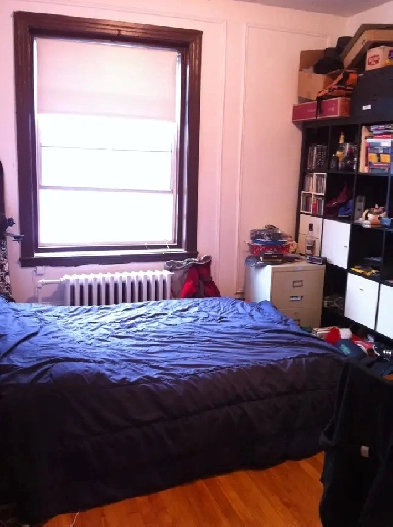 Chambre à louer dans un grand 6 1/2 Image# 1