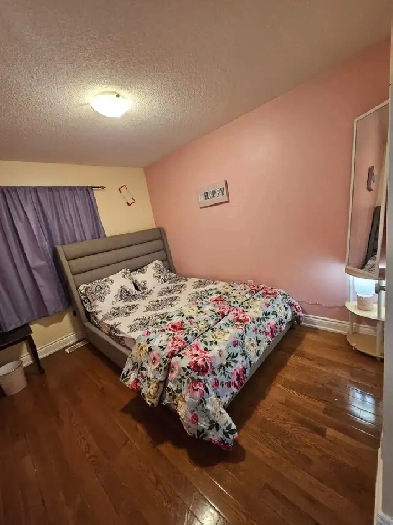 ⚡Furnished 1 Bedroom   Den W/ Parking ✅CN Tower Views ✅TTC & GO Image# 9