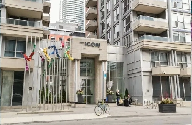 Accommodation Furnished Den/Room,Downtown King/John, Female Only Image# 8