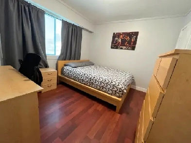 Furnished private room (includes everything even utilites!) Image# 3