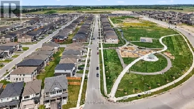 3 Bed 3 Bath 2 Year old House in South Barrie Double Story Image# 1