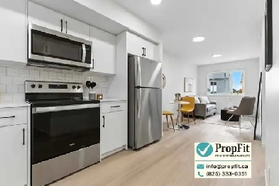 NEW-Garage Suite-Own Storage-Off Street Parking-Quiet -Keswick Image# 2