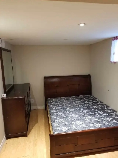 Private Room (basement) for rent in scarborough Image# 7