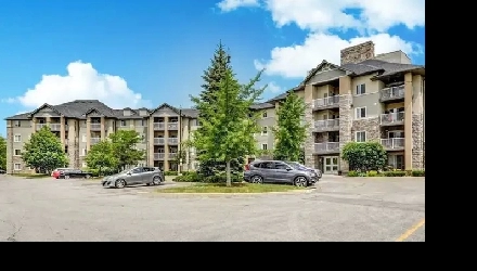 2 bed   den condo near Warden Station Image# 1