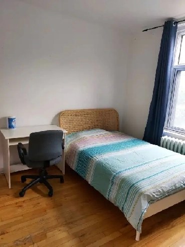 Fully furnished room, Guy roommates, All incl, Vendome, Now Image# 3