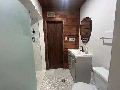 2 BR Basement Apartment Image# 6