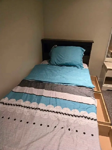 Room for Rent/ Female Image# 1