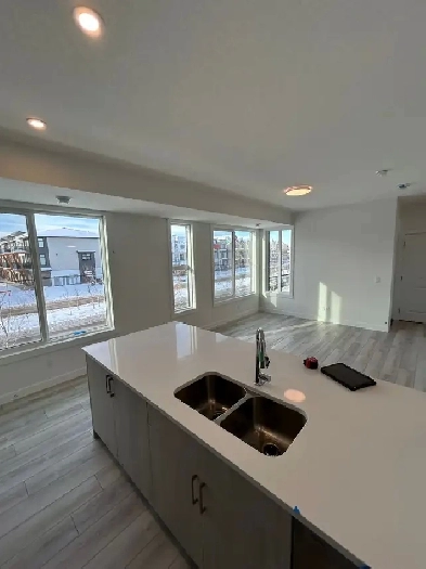 Seton SE – 2 Bed 2.5 Bath Townhouse Rent $2350/mo 1 car Garage Image# 1