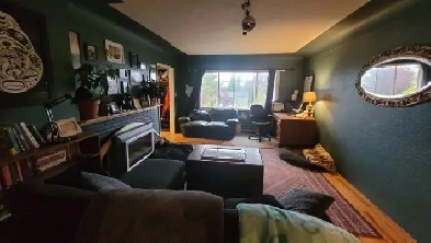 3 Bedroom 1 bath, upper level of a house Image# 3