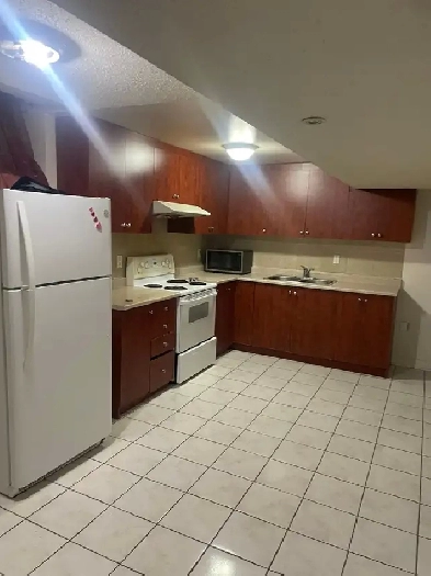 2 Bedroom Basement Apartment for Rent – Castlemore & Humberwest, Image# 2