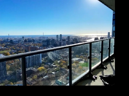 Downtown Toronto two bedroom apartment fully furnished Image# 2