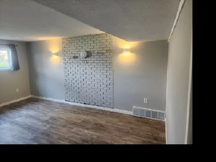 Beautiful two bedroom basement suite in heritage area. Image# 1