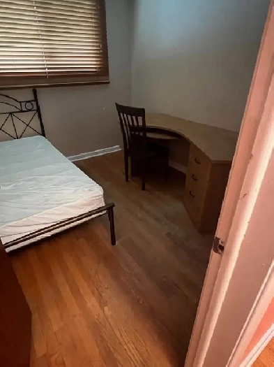 One bed room in a house for rent on September 1st Image# 2