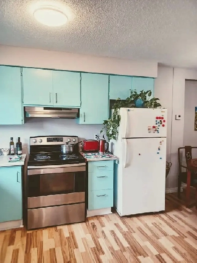 5 Minutes from Conestoga college, and the 401 Image# 1