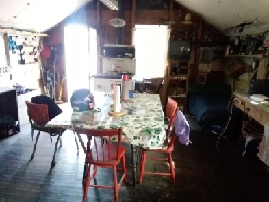 Camp on lake for sale Image# 10