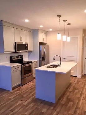 Beautiful Legal Suite in the Crossings Image# 2