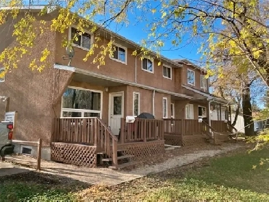 ✨ Stunning 3-Bedroom Townhouse For Rent – Your Perfect Home Image# 4