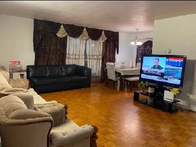 5 Massey Squire, 2 Bed apartment with ENCLOSED balcony Image# 4
